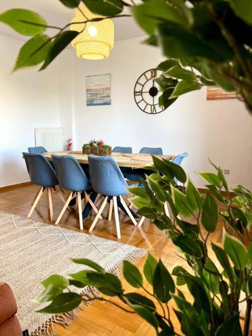 Seaview Penthouse On The Square Aigio Exterior foto